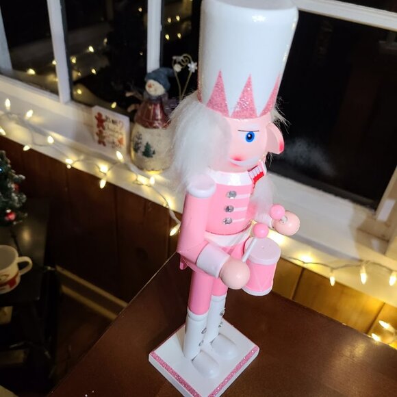 Pink Christmas Nutcracker Soldier Wooden Xmas Holiday Mantel Decoration Statue - Picture 3 of 8